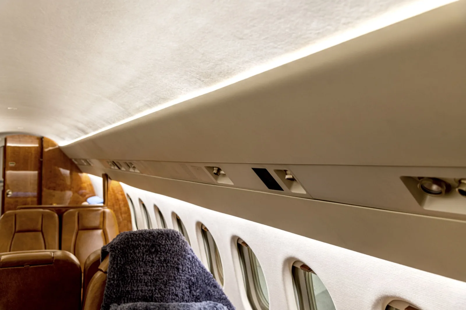 PWI Falcon 900B LED cabin overhead lights