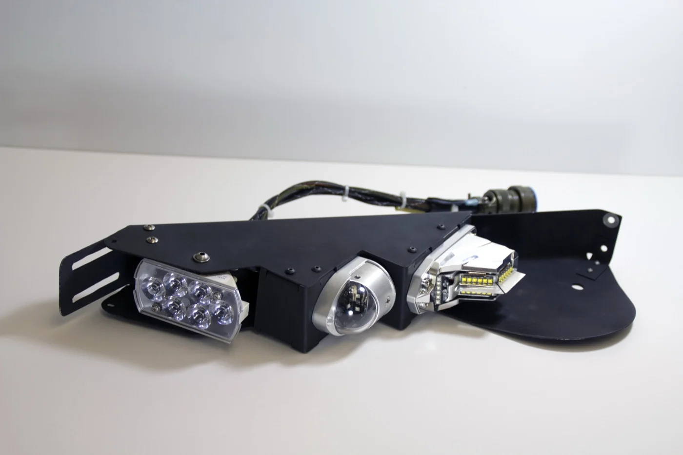 PWI LED wingtip light assembly &mdash; product detail