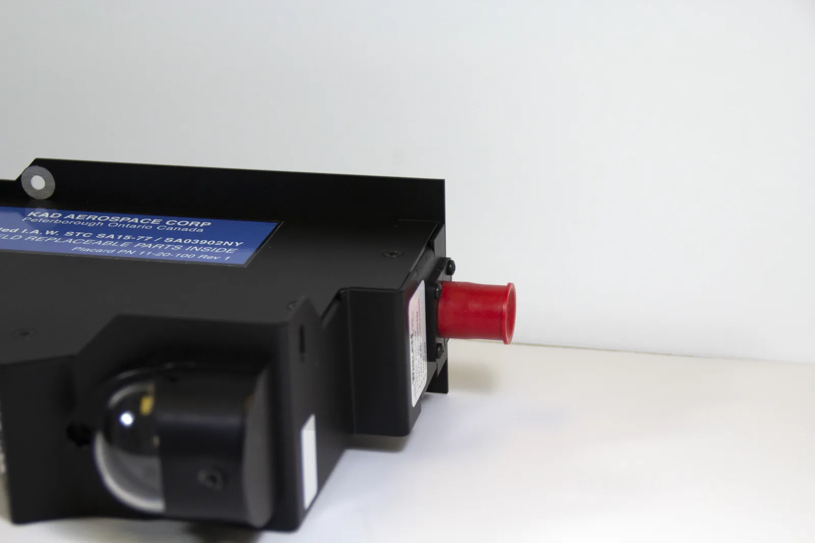 PWI LED wingtip light assembly &mdash; connector and plug detail