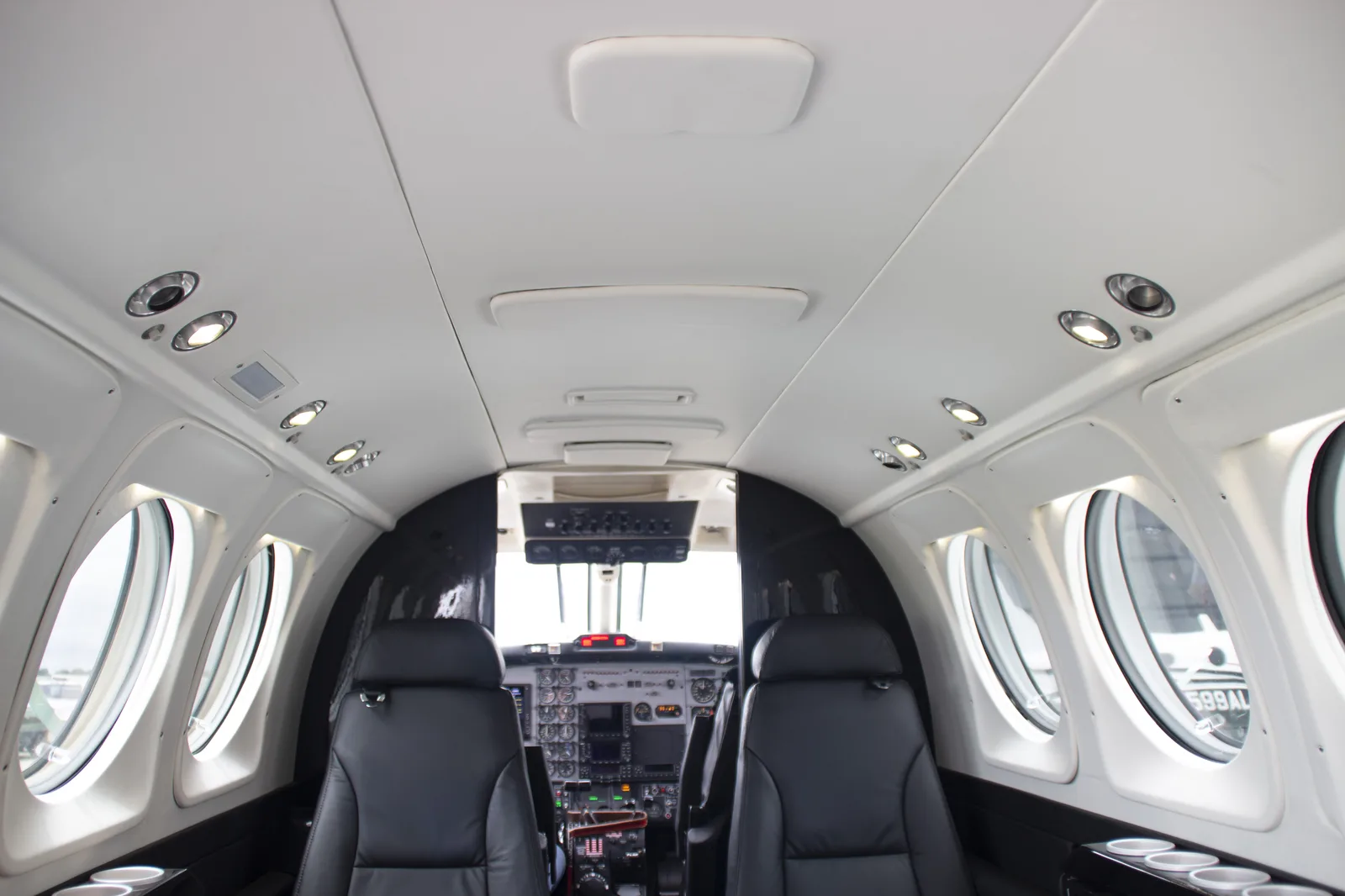 PWI King Air 90, 100, 200 and B200/250 LED cabin interior view